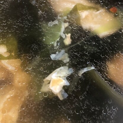 卵とワカメの相性は間違いなしですね(o^^o)
美味しいスープに大満足です♡